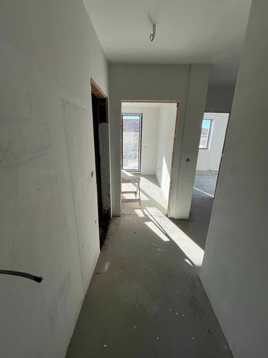 Продава апартамент с две слани до у-ще СУ Екзарх Антим I, Казанлък