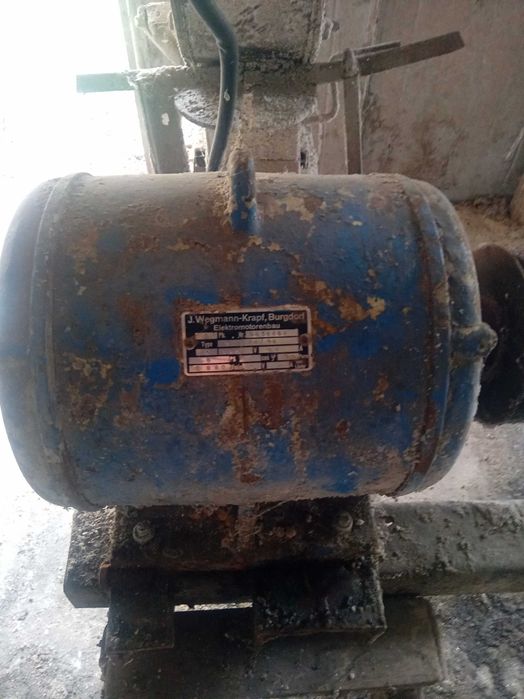 Moară uruială trifazica