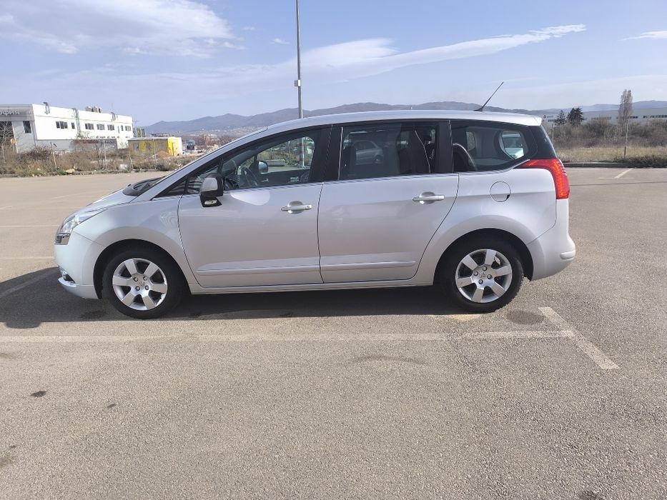 Пежо 5008 бензин