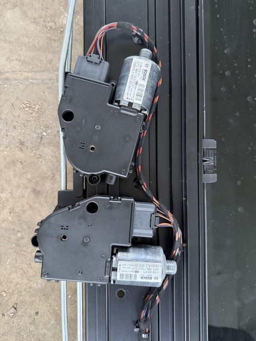 Audi Q7 4l Ауди Кю7 Панорамен прозорец