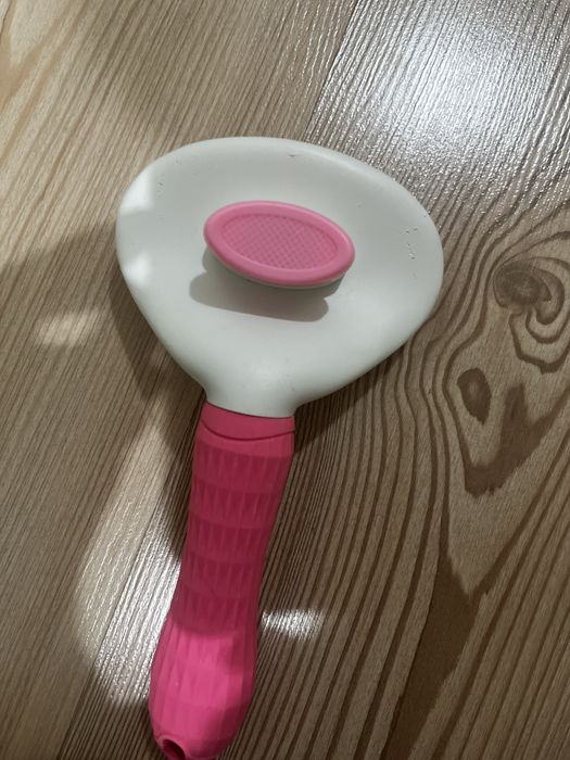 Пуходерка, чесалка для кошек