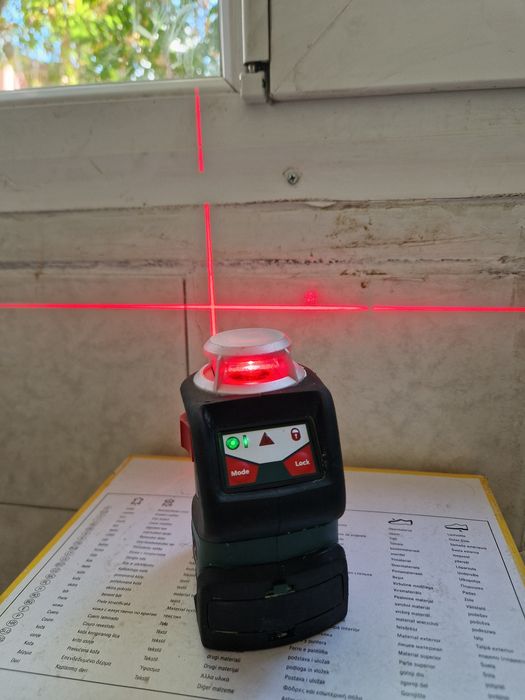 Nivela laser BOSCH PLL360