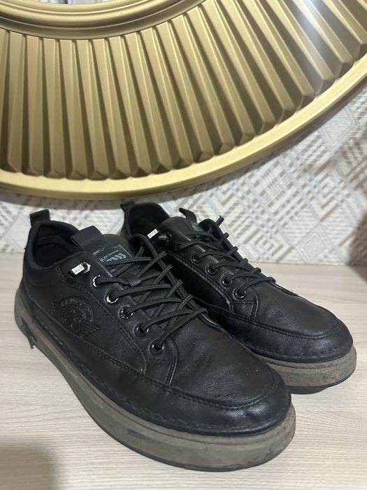 Осенние мужские полукроссовки спорт стиль