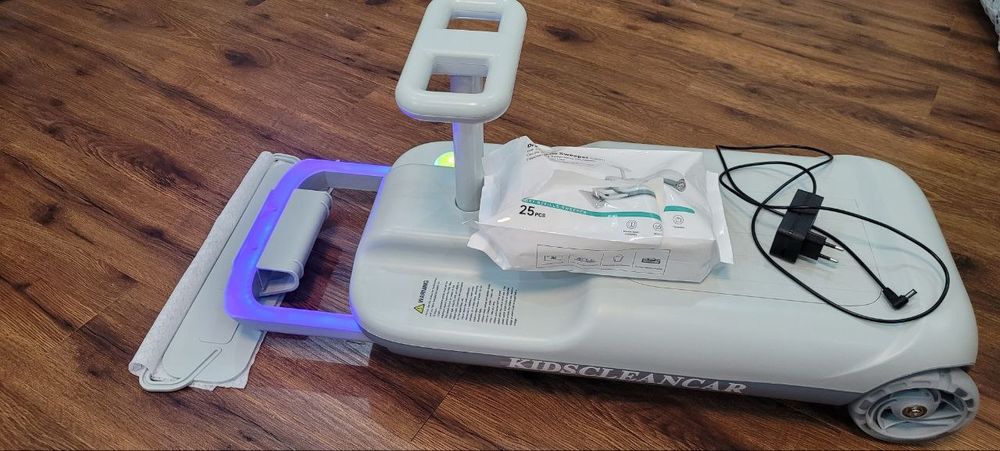 Машина детская для уборки  Kids Clean Car