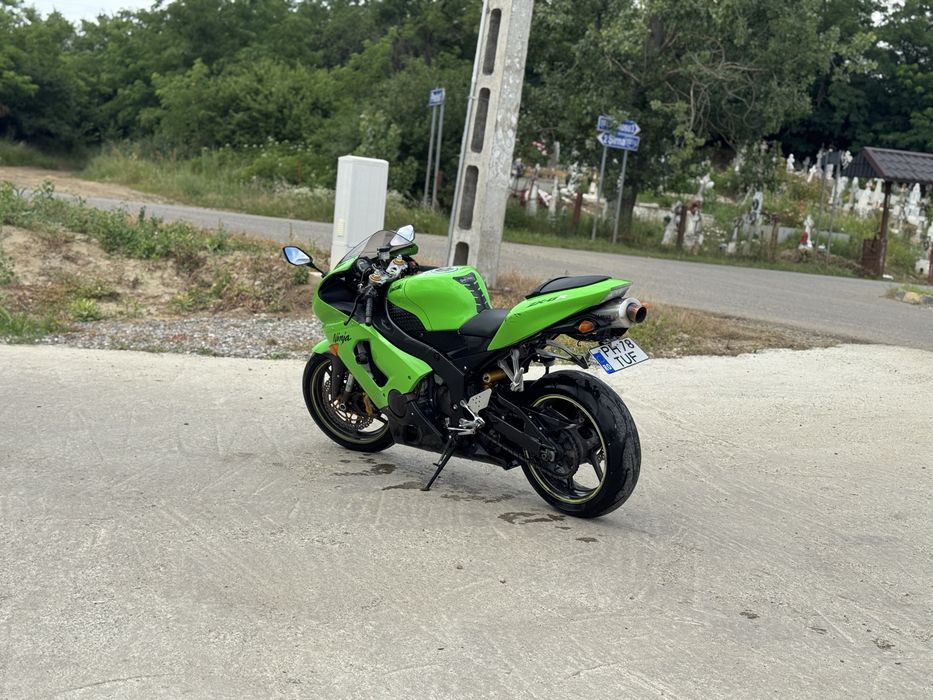 Motocicleta Kawasaki Ninja 636