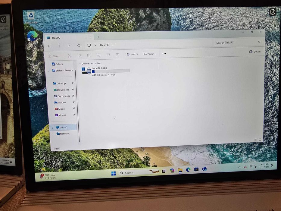 Microsoft Surface Book 2, i7-8650U, 16GB RAM, 512GB SSD, Win 11 Pro