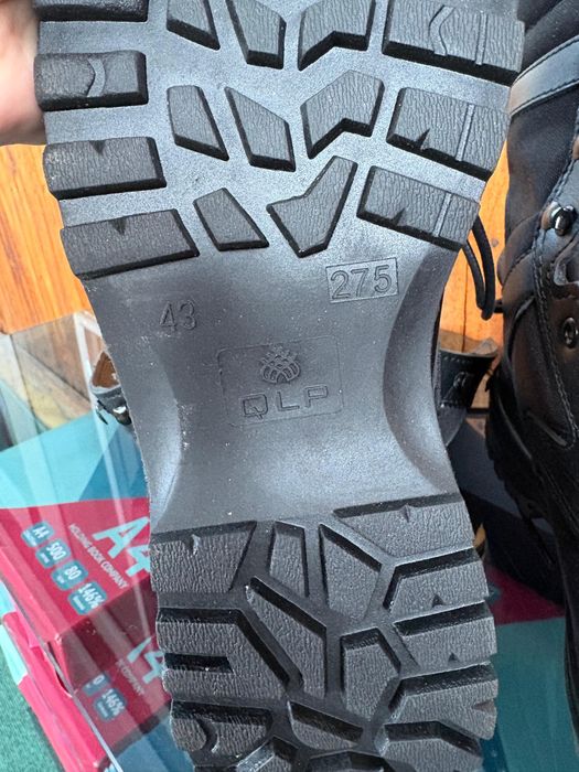 Продам берцы летние новые