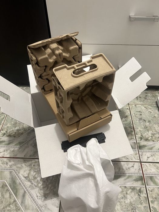 Cutie boxa JBL extreme 4 tomorowland noua