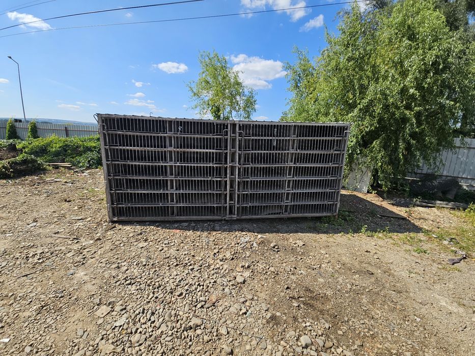 Casă metalică pentru porumbei !