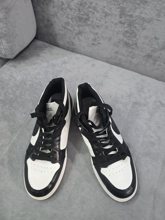 Кроссовки в идеальном состоянии