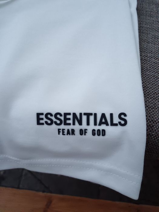 Compleu Fear Of God Essentials alb