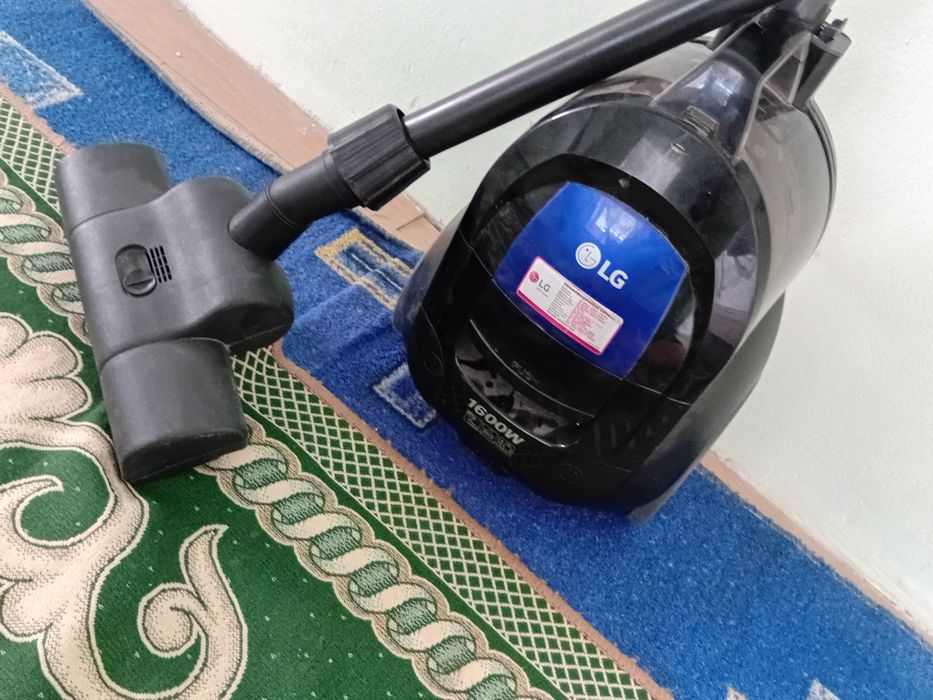 Продаю пылесос LG