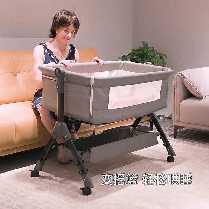 Детская кроватка качалка.