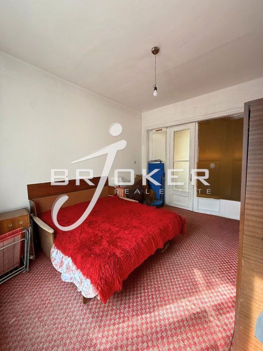 Продава се Тристаен апартамент в Кърджали, Център - 85 кв.м за 1000 €/кв.м - Снимка #5