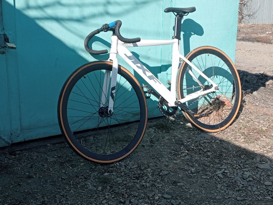 Продам фикс в хорошем состоянии