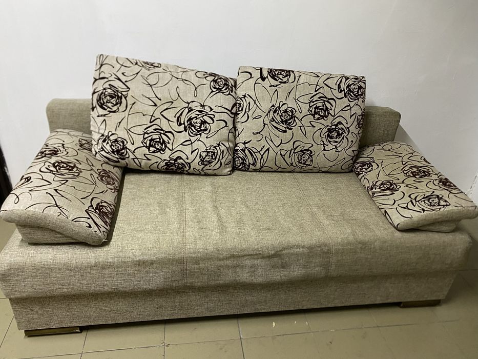 Диван бесплатно заберите