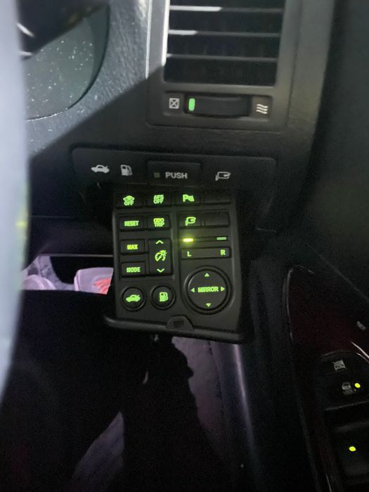 Продам Лексус! Чистый Японец!