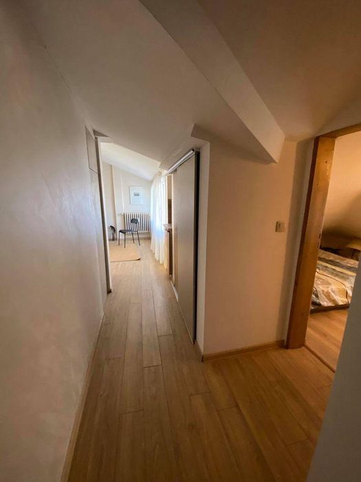 Tристаен апартамент в ж.к. Оборище