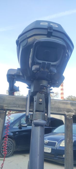 Извънбордов четиритактов двигател за лодка Yamaha 2,5