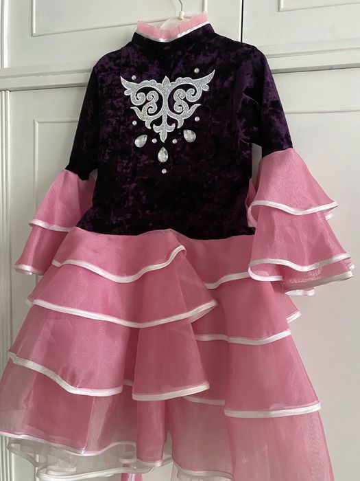 Платье казахское национальное