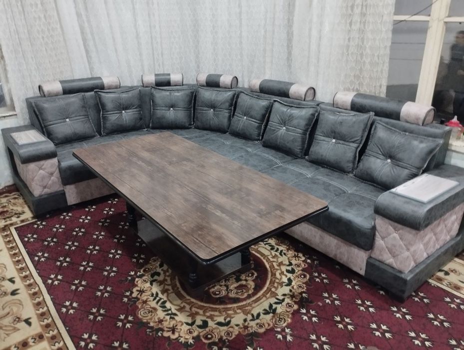 акция хороших мебел