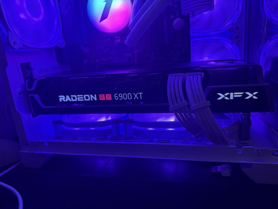 Pc gaming high end,periferice cadou