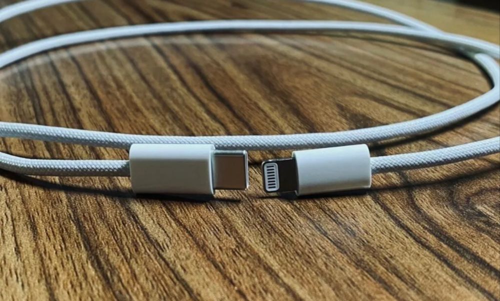 Адаптер зарядка