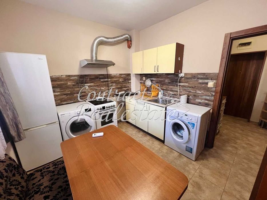 Продава се Двустаен апартамент в Варна, Център - 35 кв.м за 2329 €/кв.м - Снимка #3