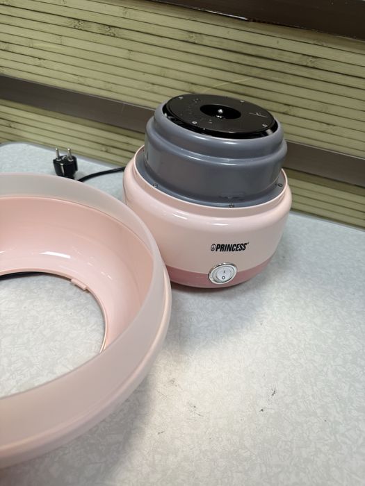 Машина за захарен памук Princess