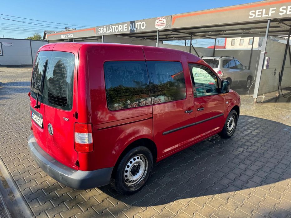 Volkswagen Caddy Life 1,9 TDI 2007 Proprietar pe carte motor BJB