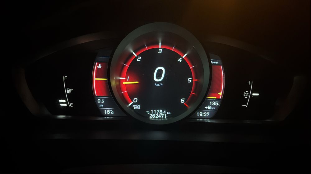 Volvo v40 2.0 disel