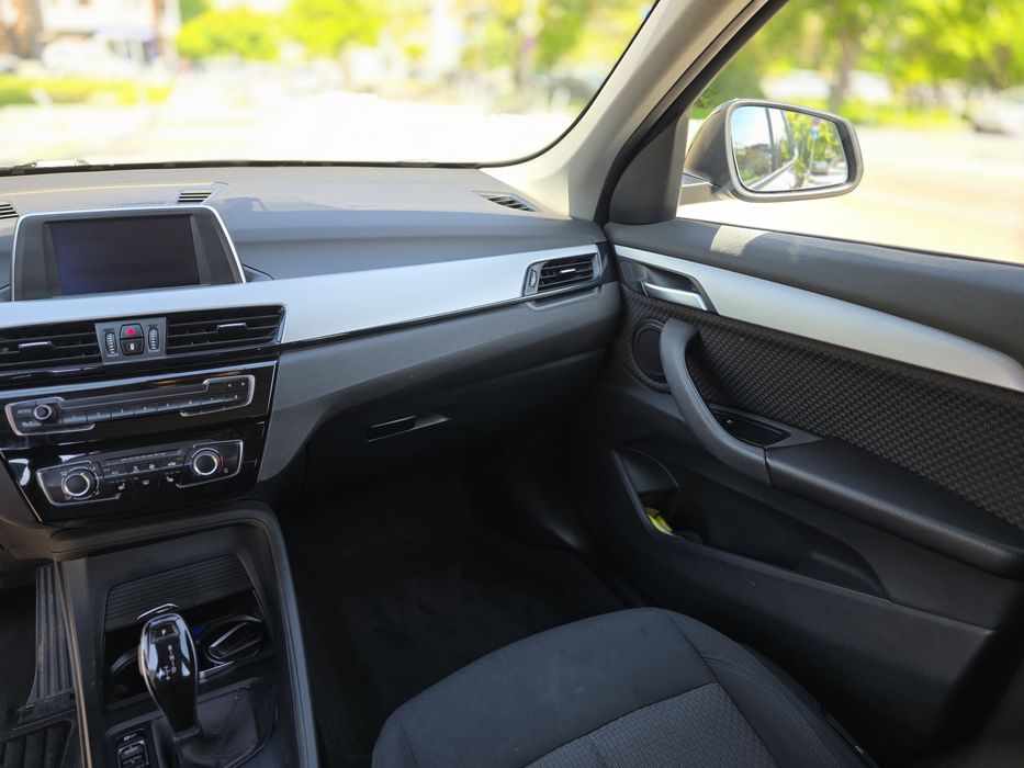 BMW X1 sDrive18i 2019 / 45 000 km - автоматик