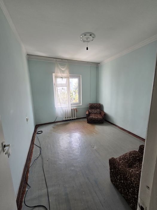 Срочно продам квартира сергели 8а 2/3/9