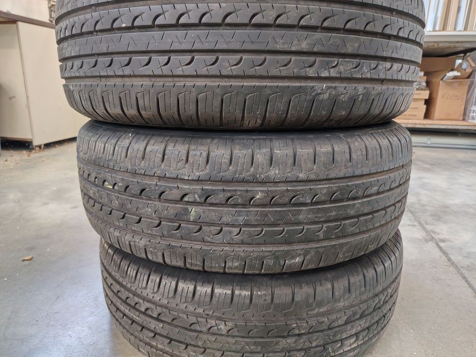 Летни гуми GOODYEAR 215/60/17  4бр.