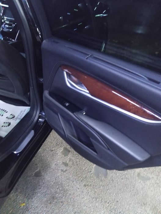 Cadilac XTS в хорошем состоянии,2.0 турбо