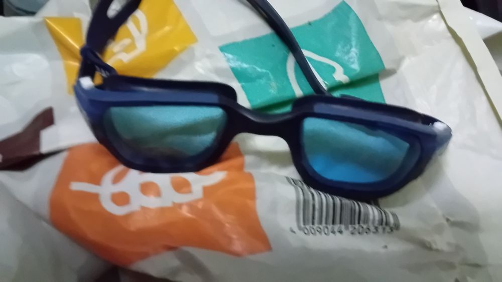 Очила за плуване