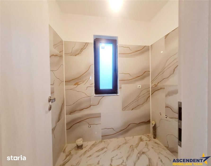 Vila superba cu 5 camere, intabulata 2025, P+E, toate utilitatile.  Ha