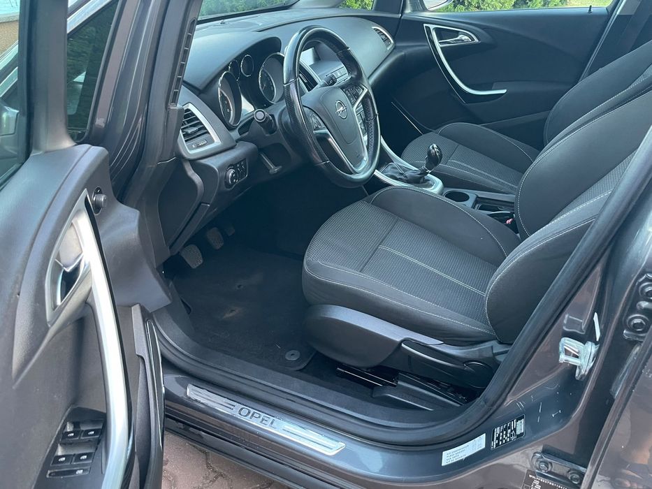 Opel Astra 1.4 Turbo Benzina E5