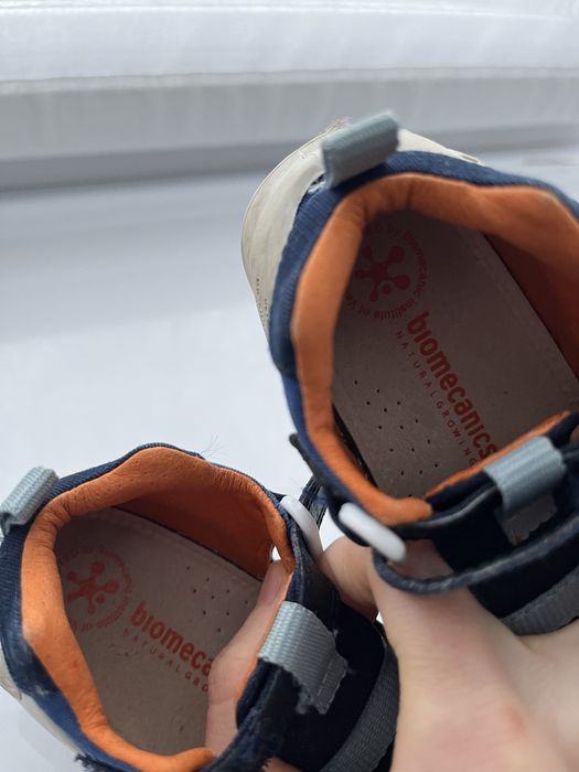 Продам сандали biomecanics