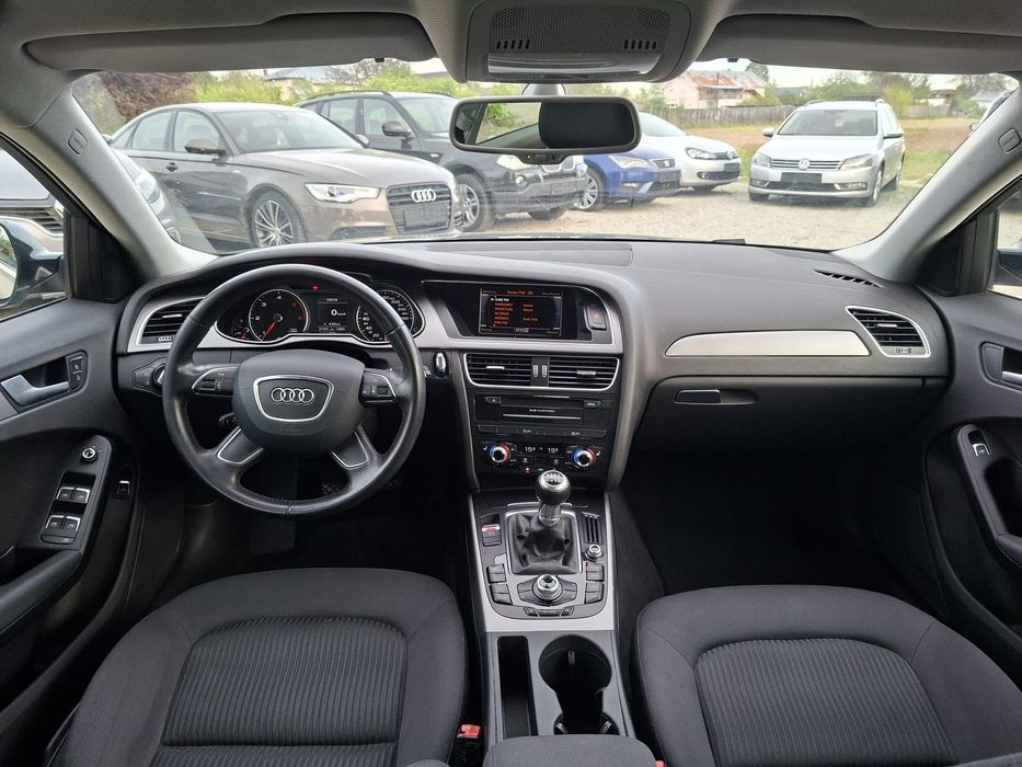 Audi A4 B8.5 ~ 2014/ 2.0d 136 Cp/Navi/Xenon/Camera/Led/S-line