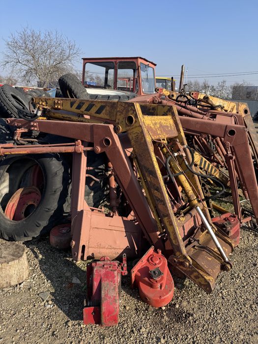 Incatoare frontale UTB tractor 445 550 640 650