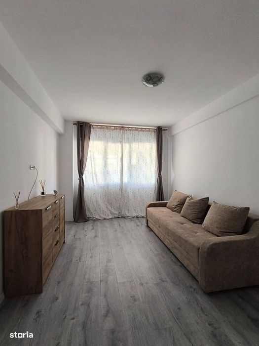 Apartament 1 camera decomandat, Poitiers - Hlincea, contract ANAF