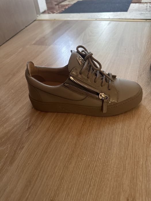 Giuseppe zanotti 1800 lei