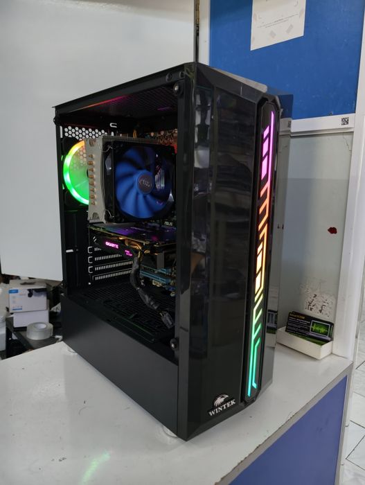 Core i7 3770, 16Gb, SSD 512Gb, RX 580