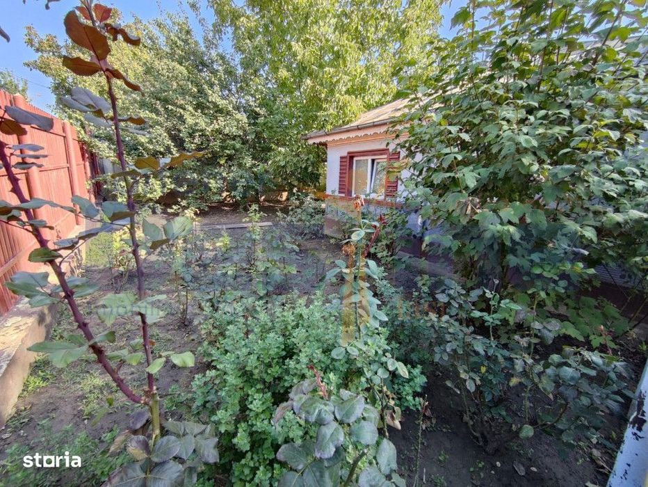 Casa batraneasca modernizata 74 mp + 73 mp anexe teren 585mp