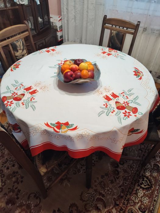 Кръгла маса 110см