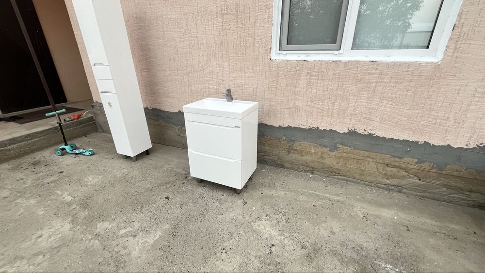 комплект ванной мебели