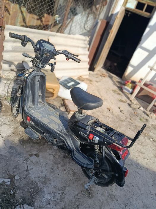 Скутер ск8 14дюм