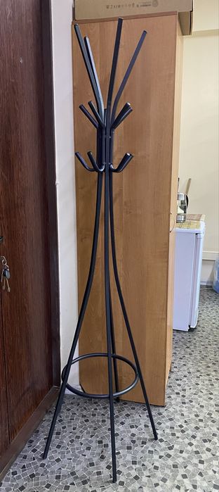 Вешалка напольная металлическая