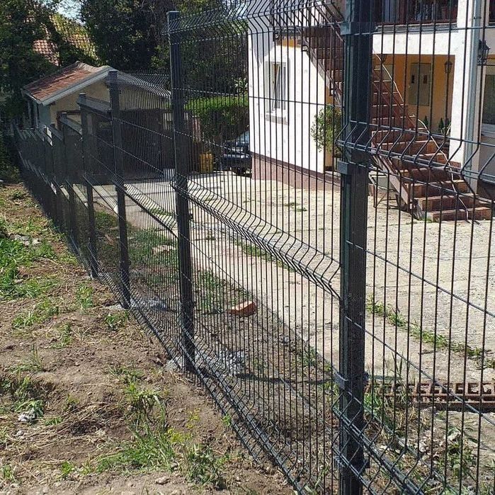 Оградни пана, колчета, вратички и портали